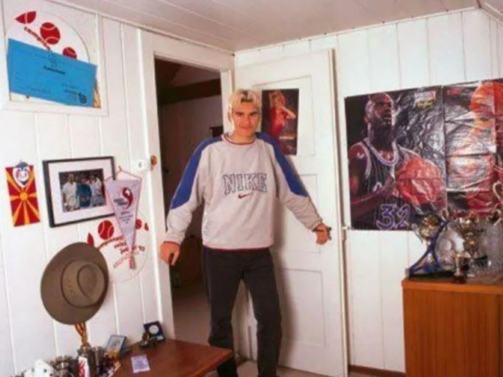 This image of Roger Federer's teenage bedroom is doing the rounds on social media. Pic: Twitter