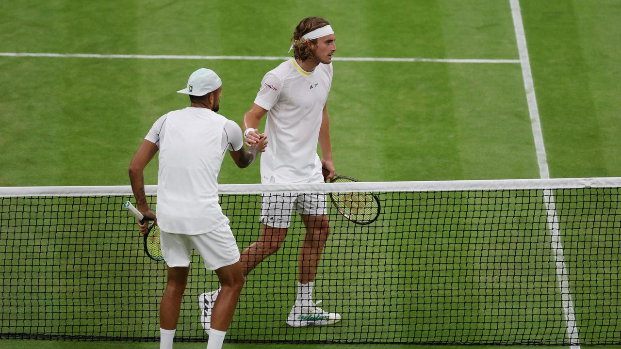 The handshake was as icy as it gets. Photo by Clive Brunskill/Getty Images.